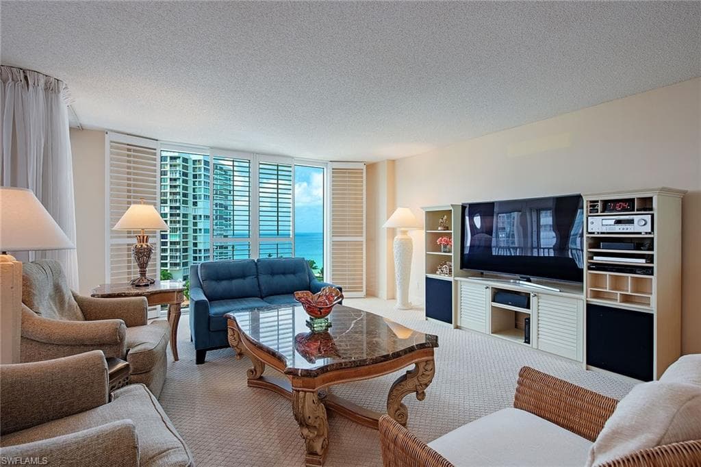 4401 Gulf Shore Blvd N 1007, Naples, FL 34103-2