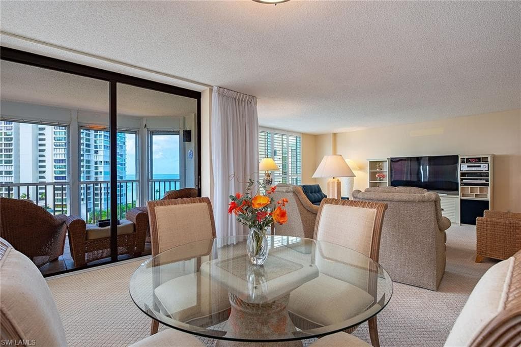 4401 Gulf Shore Blvd N 1007, Naples, FL 34103-5