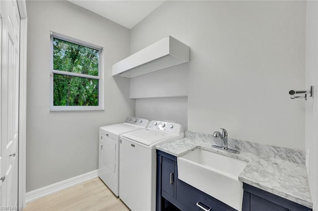 3310 Hamlet Dr 1, Naples, FL 34105-22