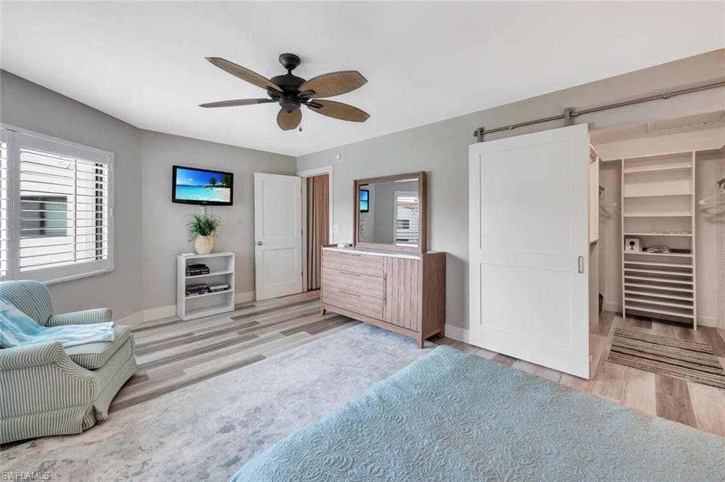 583 Beachwalk Cir Q-203, Naples, FL 34108-15