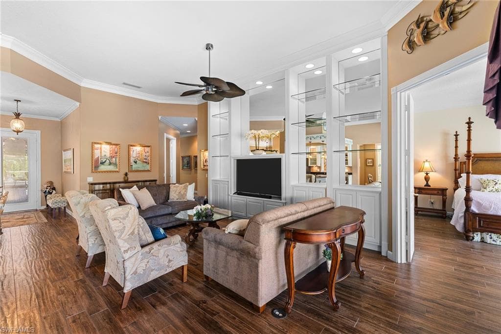 5169 Inagua Way, Naples, FL 34119-15