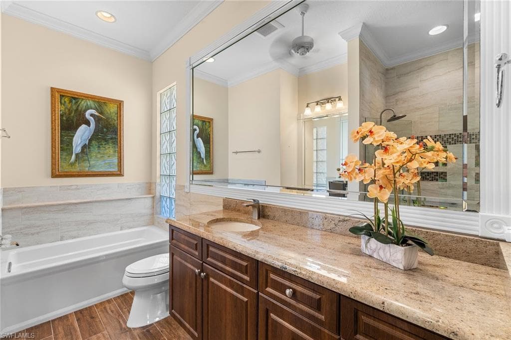 5169 Inagua Way, Naples, FL 34119-21
