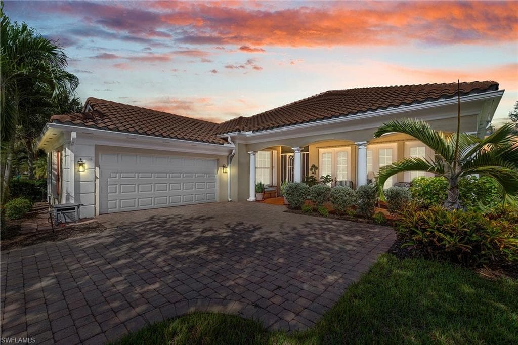 5169 Inagua Way, Naples, FL 34119-35