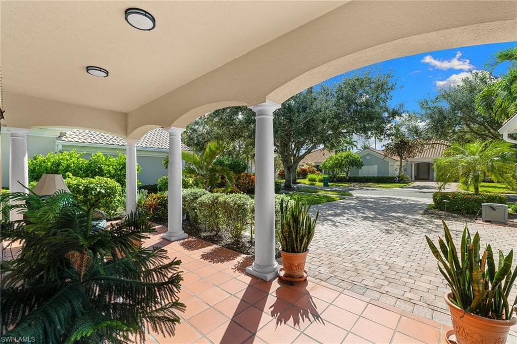 5169 Inagua Way, Naples, FL 34119-36