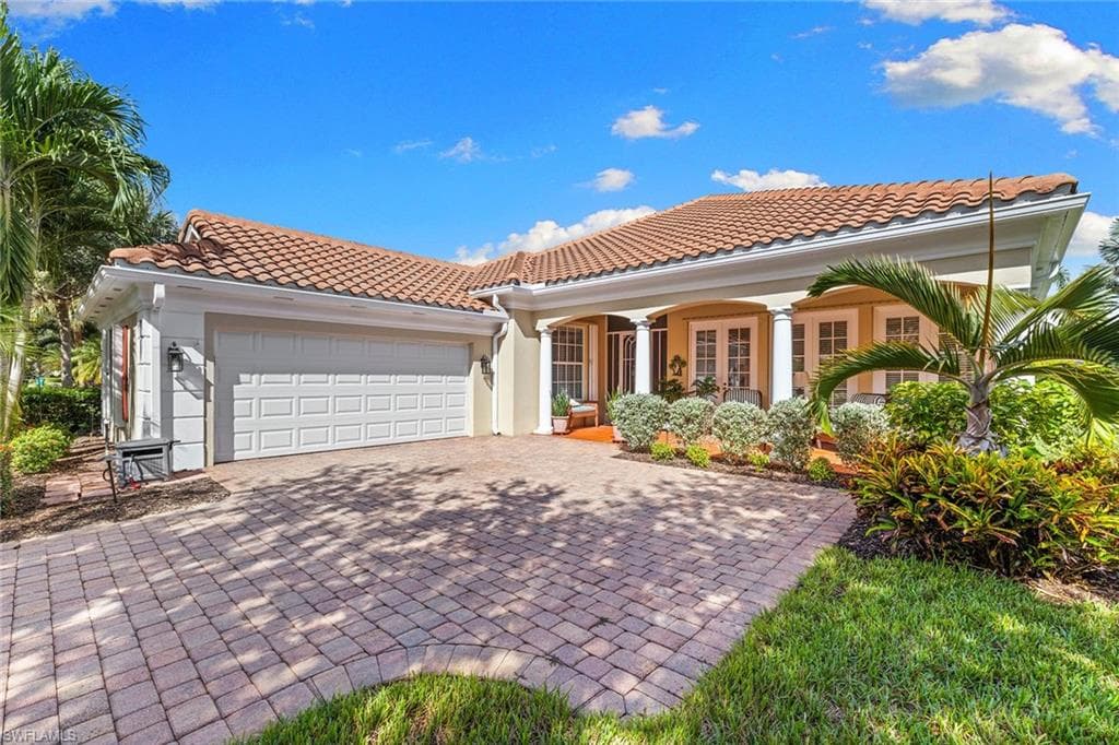 5169 Inagua Way, Naples, FL 34119-5