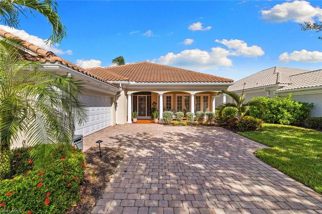 5169 Inagua Way, Naples, FL 34119-6