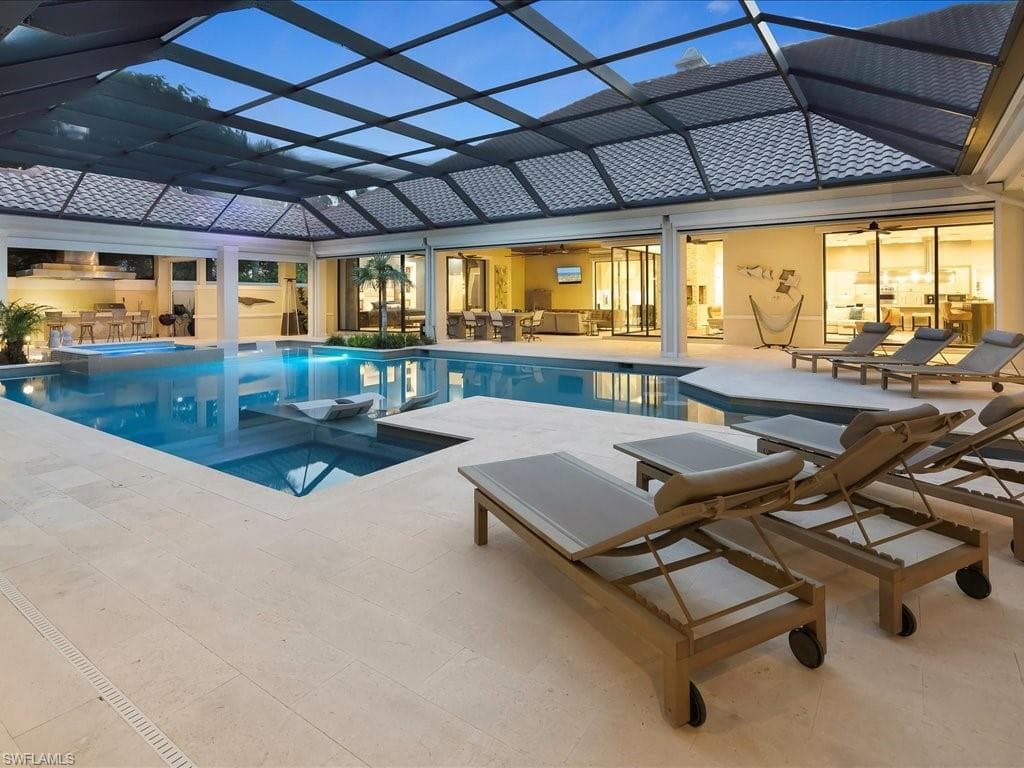 656 Hickory Rd, Naples, FL 34108-47