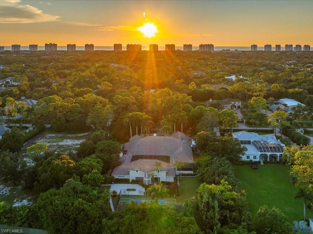 656 Hickory Rd, Naples, FL 34108-50