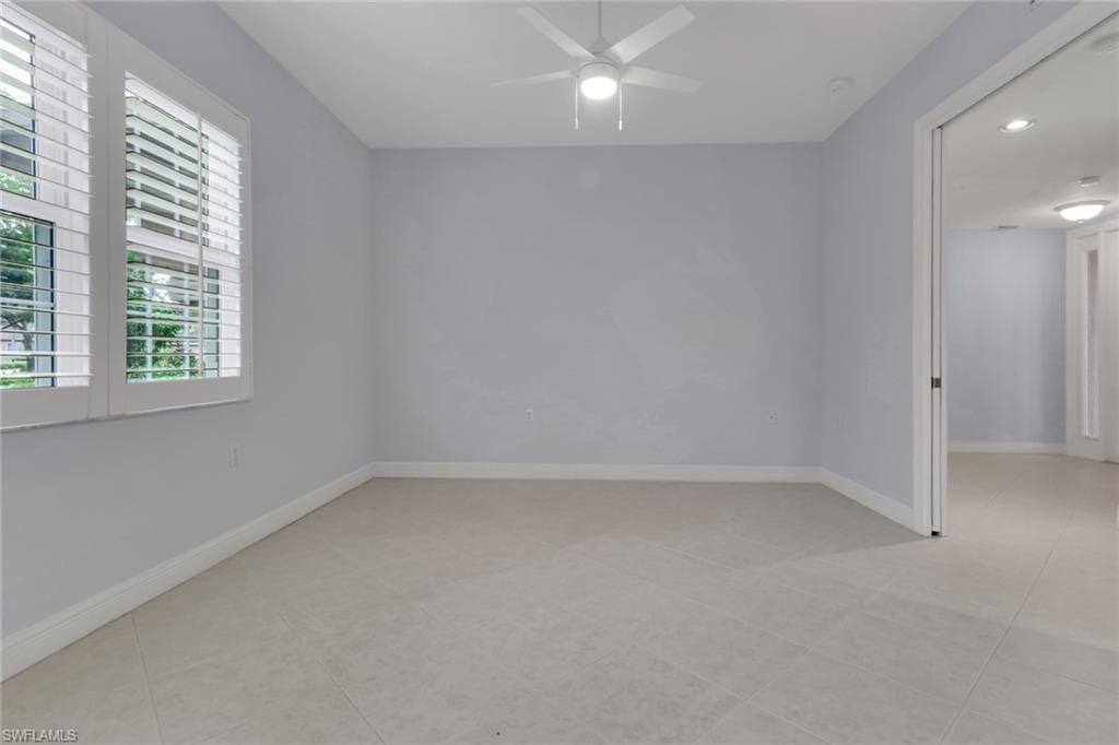 729 Regency Reserve Cir 5502, Naples, FL 34119-23