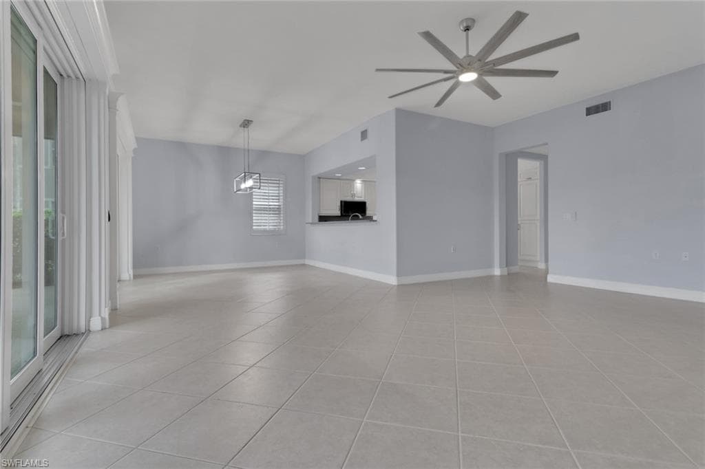 729 Regency Reserve Cir 5502, Naples, FL 34119-1