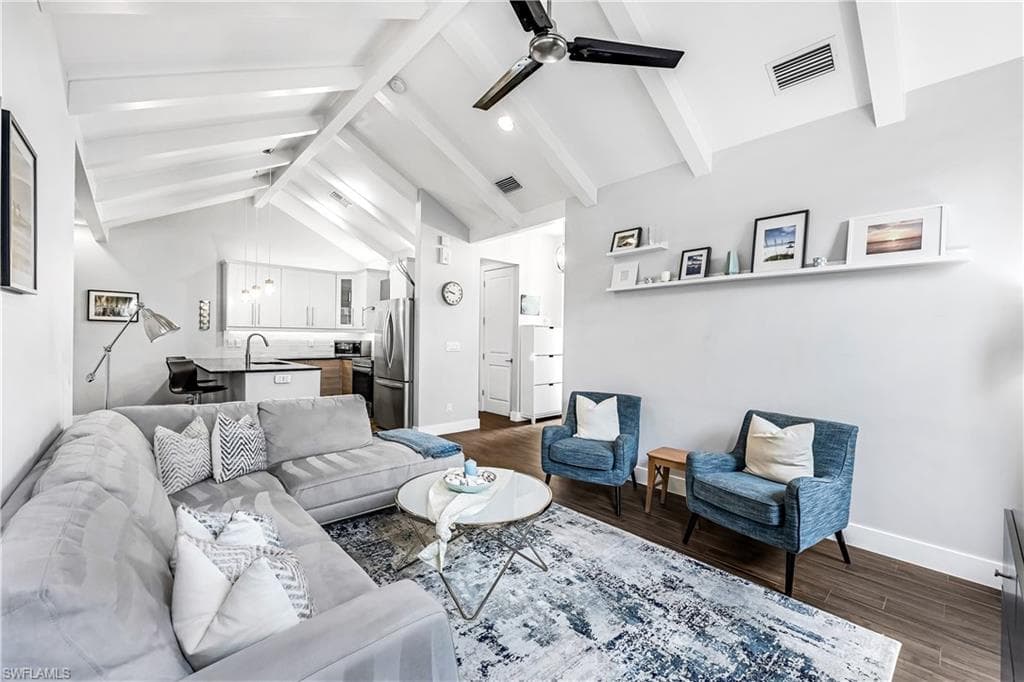 1140 Jeronimo Dr, Naples, FL 34103-7