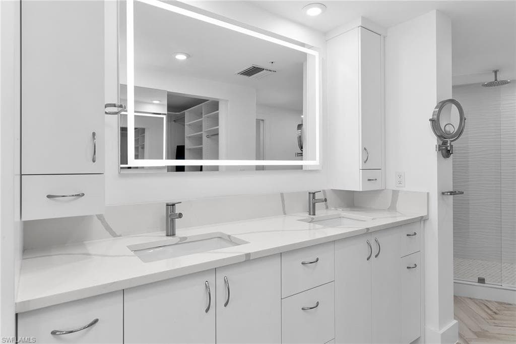 980 Cape Marco Dr 602, Marco Island, FL 34145-20