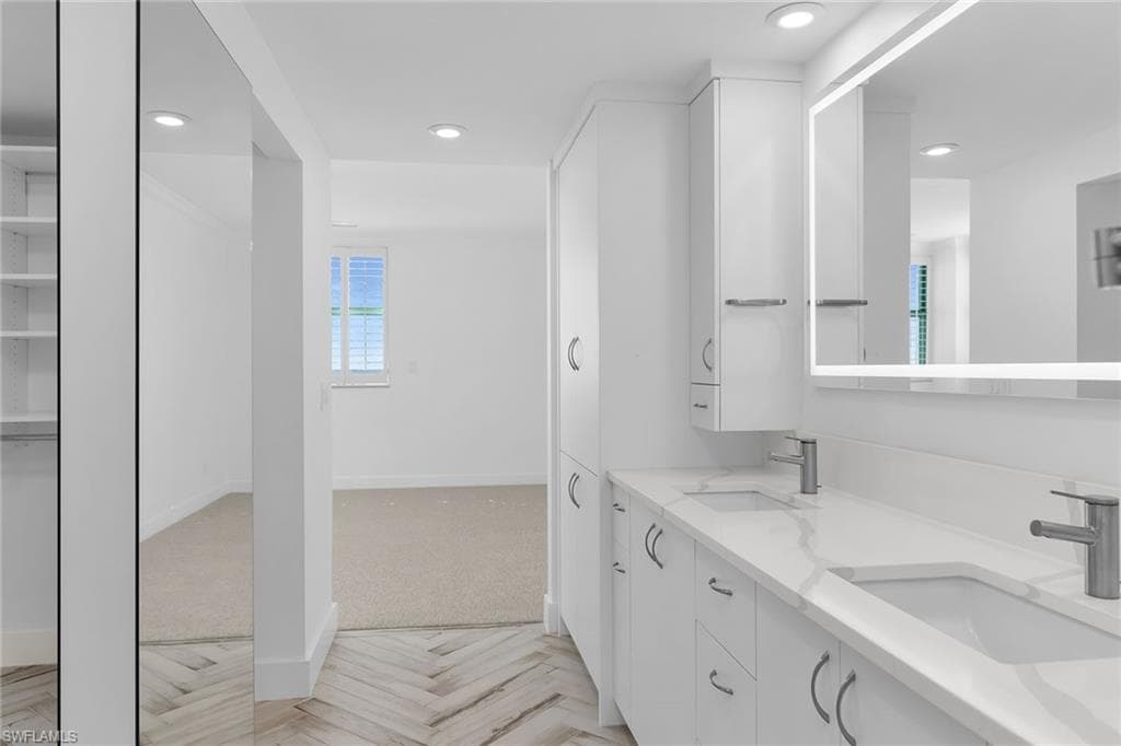 980 Cape Marco Dr 602, Marco Island, FL 34145-21