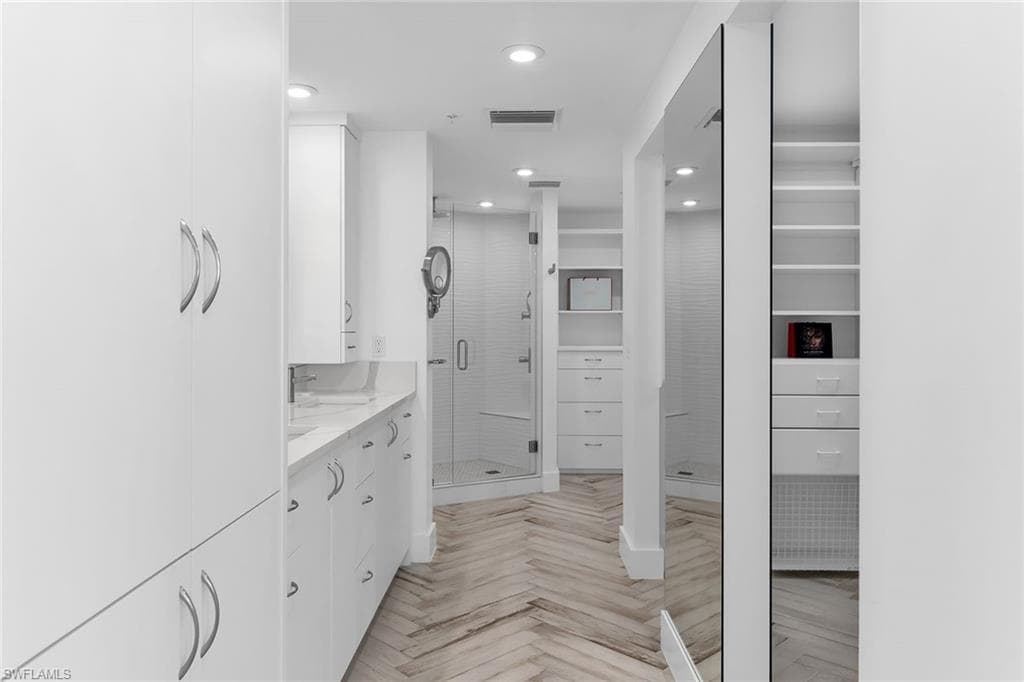 980 Cape Marco Dr 602, Marco Island, FL 34145-22