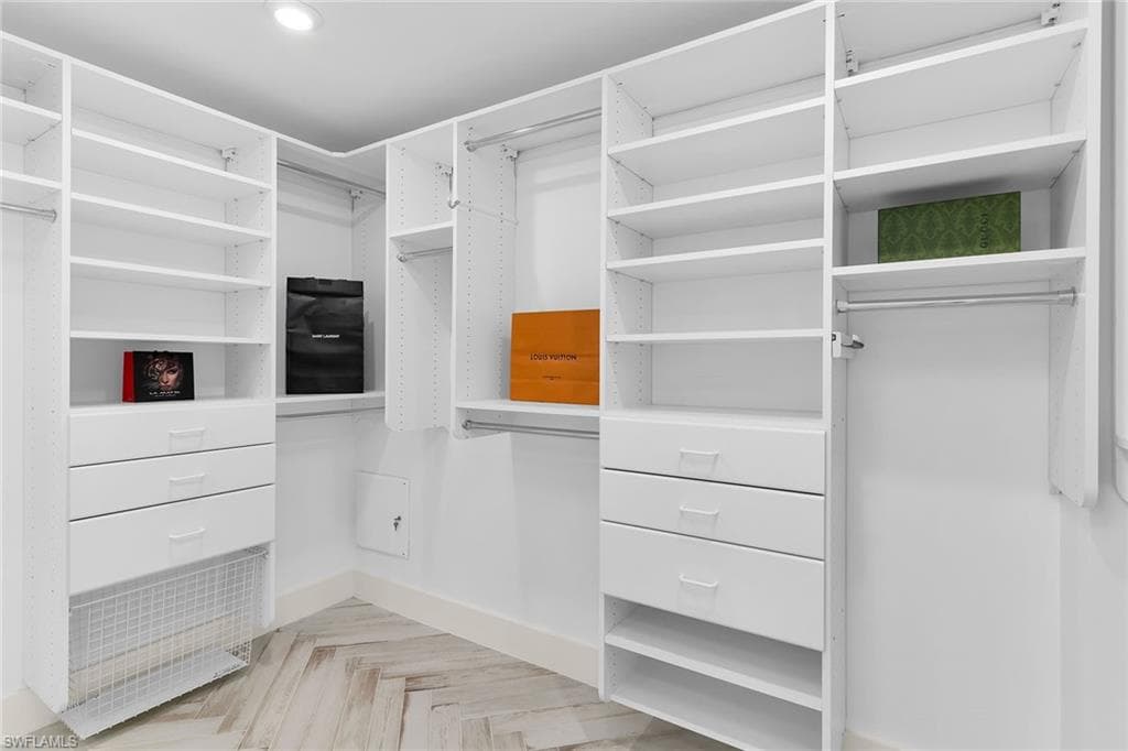 980 Cape Marco Dr 602, Marco Island, FL 34145-26