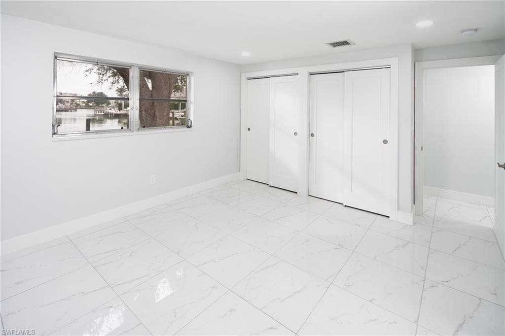 320 Bow Line Dr, Naples, FL 34103-12