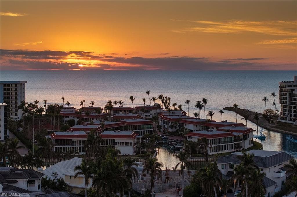 320 Bow Line Dr, Naples, FL 34103-18