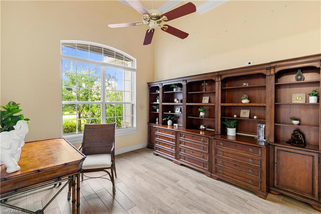 2341 Cheshire Ln, Naples, FL 34109-35