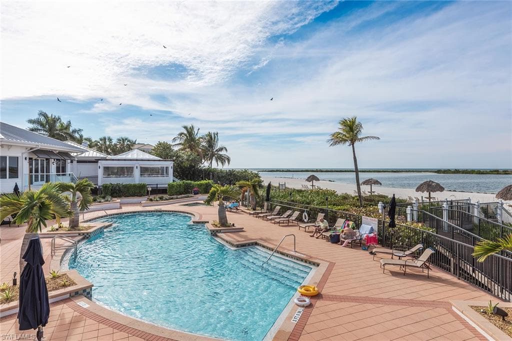 123 Sea Lavender Ln, Marco Island, FL 34145-34