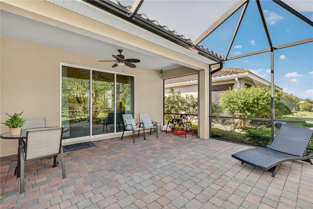 2394 Heydon Cir E, Naples, FL 34120-29