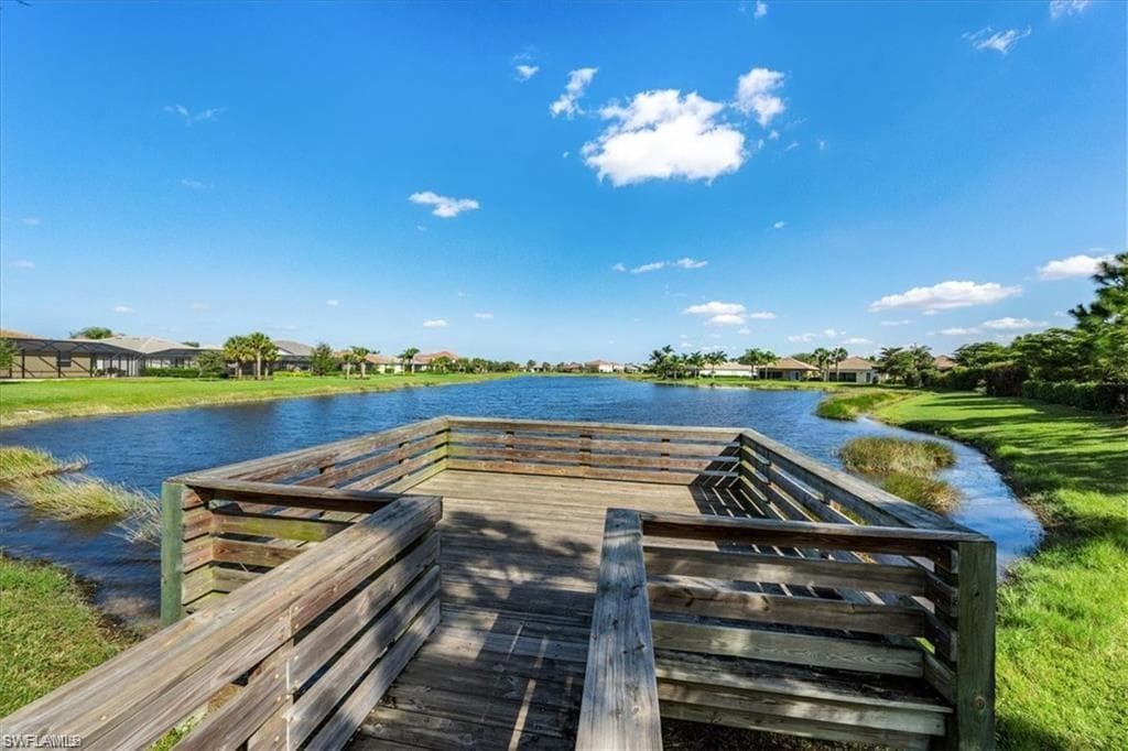 2394 Heydon Cir E, Naples, FL 34120-43