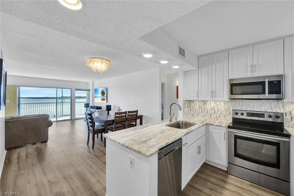 4895 Bonita Beach Rd 105, Bonita Springs, FL 34134-3