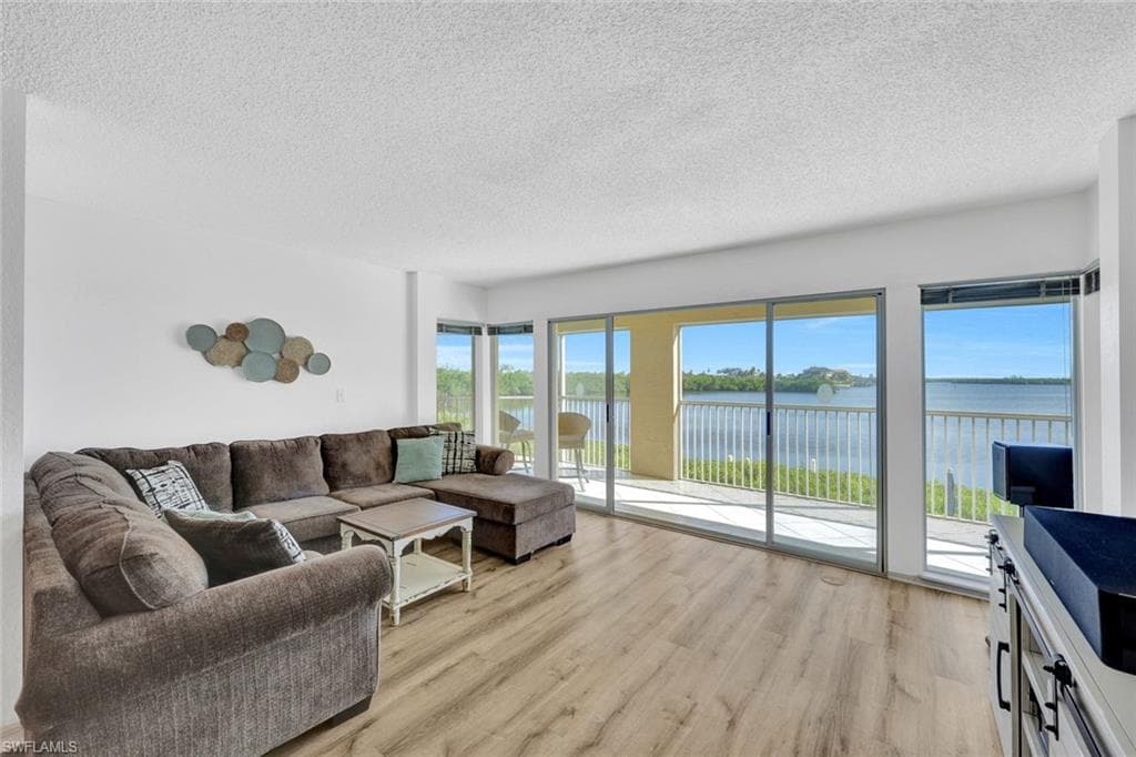 4895 Bonita Beach Rd 105, Bonita Springs, FL 34134-7