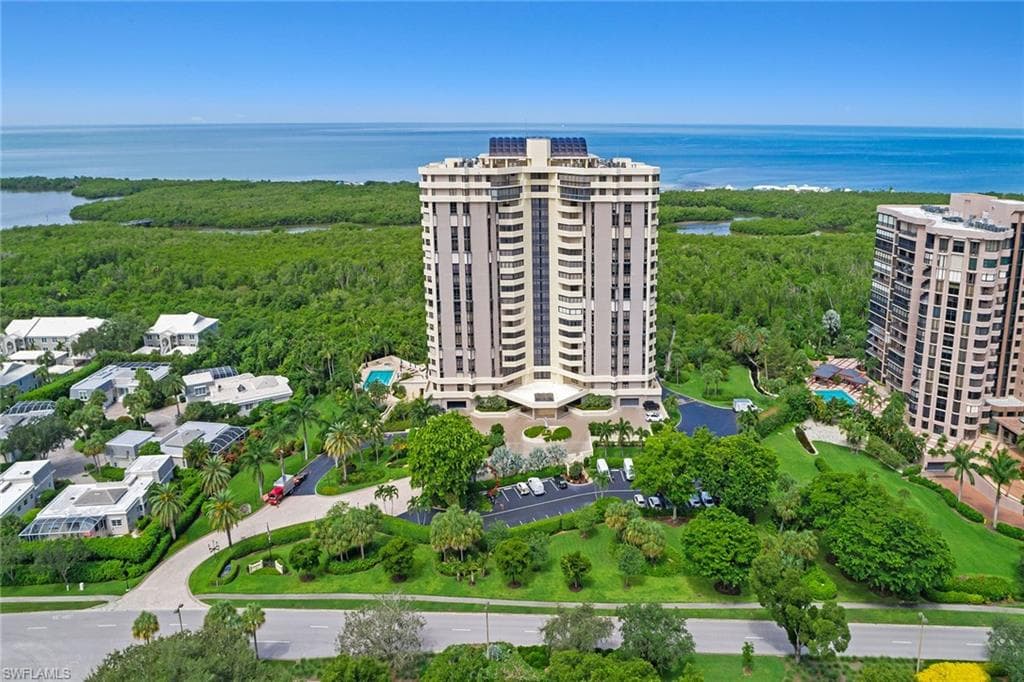 6001 Pelican Bay Blvd 204, Naples, FL 34108-30
