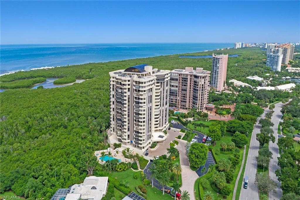 6001 Pelican Bay Blvd 204, Naples, FL 34108-33