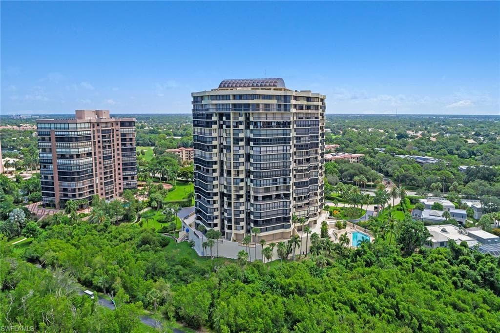 6001 Pelican Bay Blvd 204, Naples, FL 34108-35