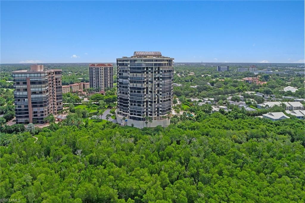 6001 Pelican Bay Blvd 204, Naples, FL 34108-36