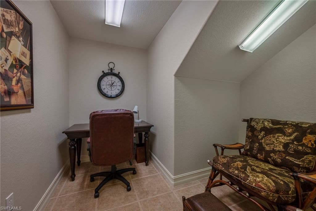 8161 Saratoga Dr 1401, Naples, FL 34113-11