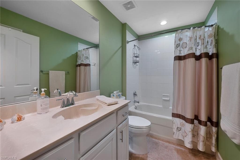 8161 Saratoga Dr 1401, Naples, FL 34113-15