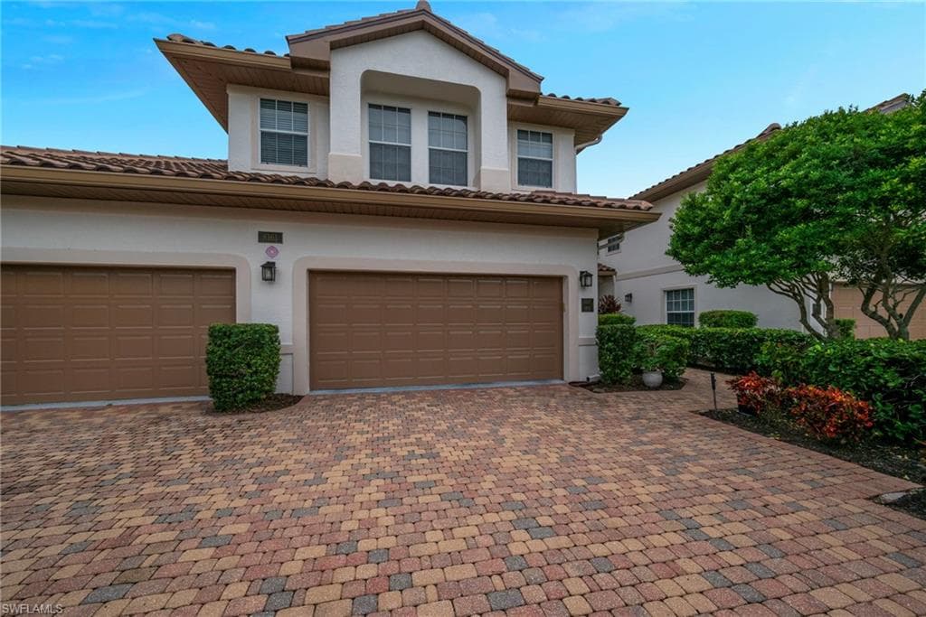 8161 Saratoga Dr 1401, Naples, FL 34113-17