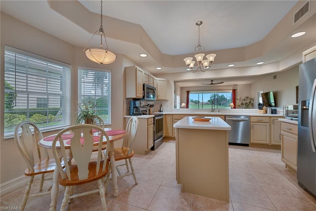 8161 Saratoga Dr 1401, Naples, FL 34113-4