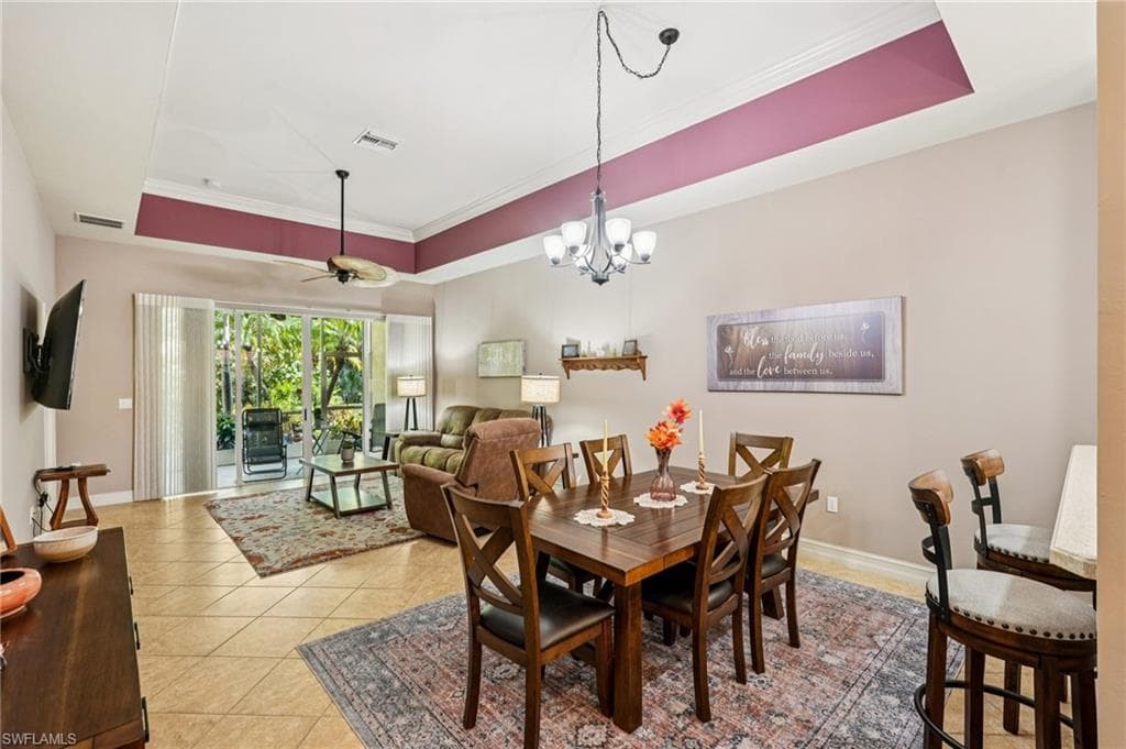 8100 Sanctuary Dr 1, Naples, FL 34104-1