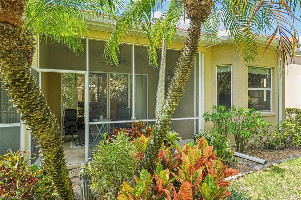 8100 Sanctuary Dr 1, Naples, FL 34104-38