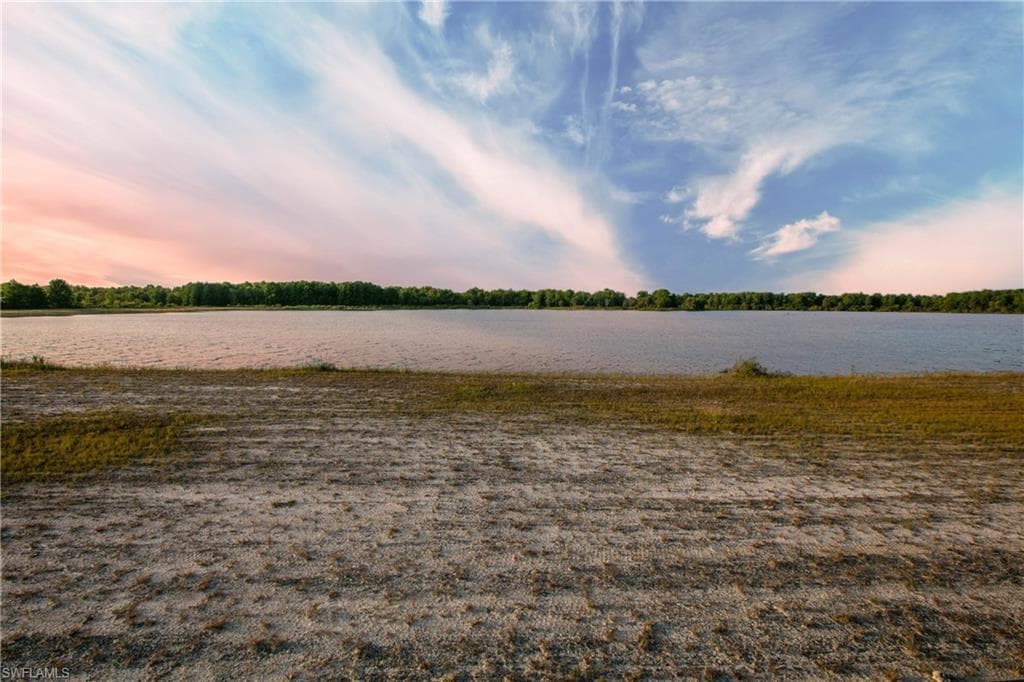 625 Shady Hollow Blvd W, Naples, FL 34120-2