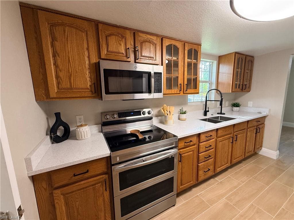 4934 Cortez Cir, Naples, FL 34112-9