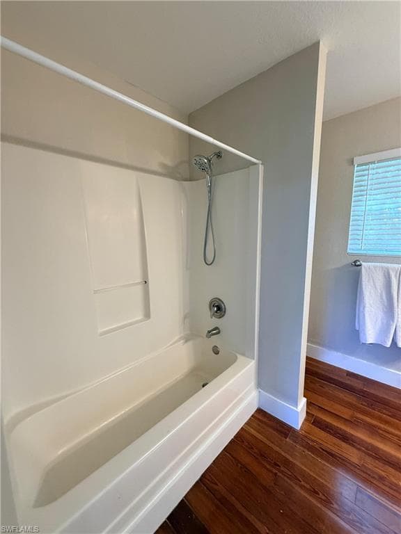 4934 Cortez Cir, Naples, FL 34112-31