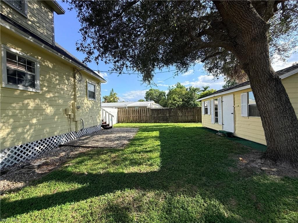 4934 Cortez Cir, Naples, FL 34112-38