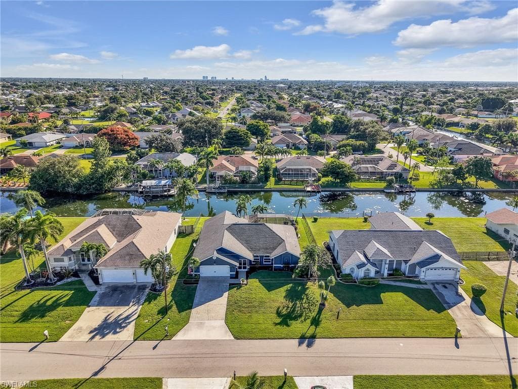505 9th Ave, Cape Coral, FL 33990-3