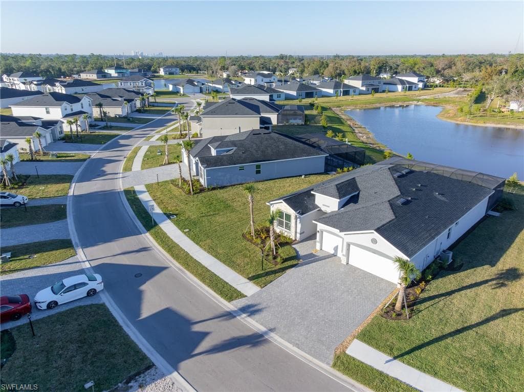 17393 Stonehill Manor Dr, North Fort Myers, FL 33917-1