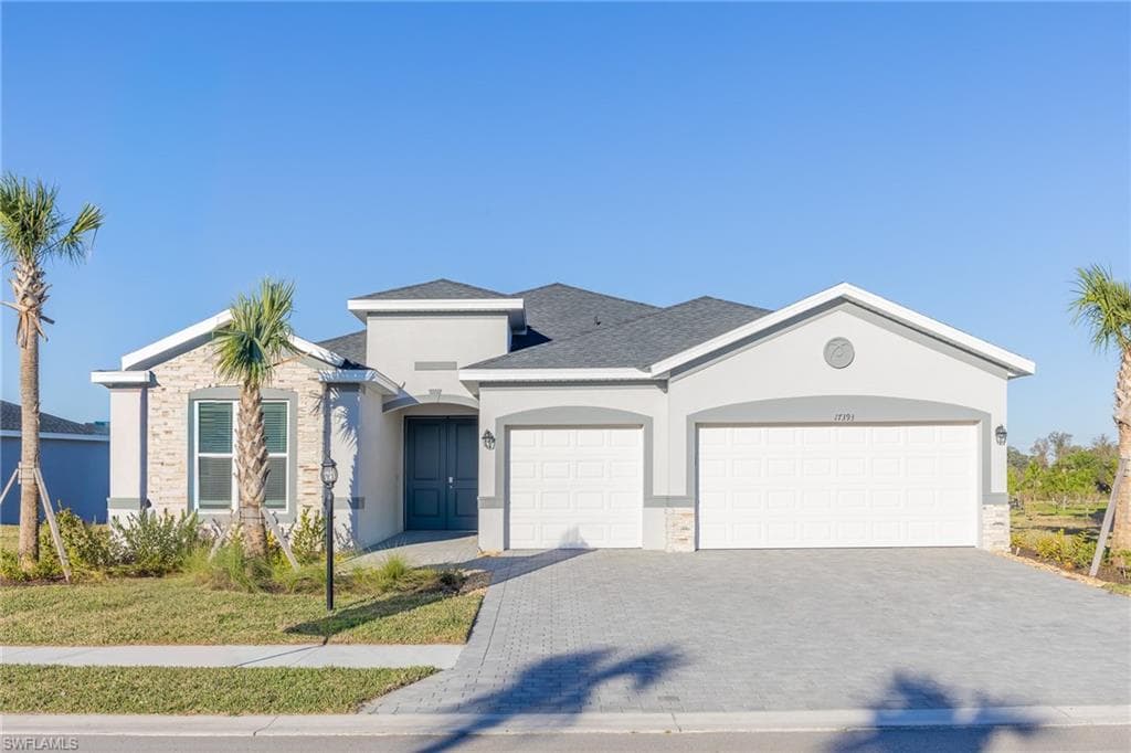 17393 Stonehill Manor Dr, North Fort Myers, FL 33917-36