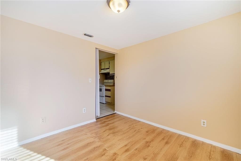 7241 Lobelia Rd, Fort Myers, FL 33967-8