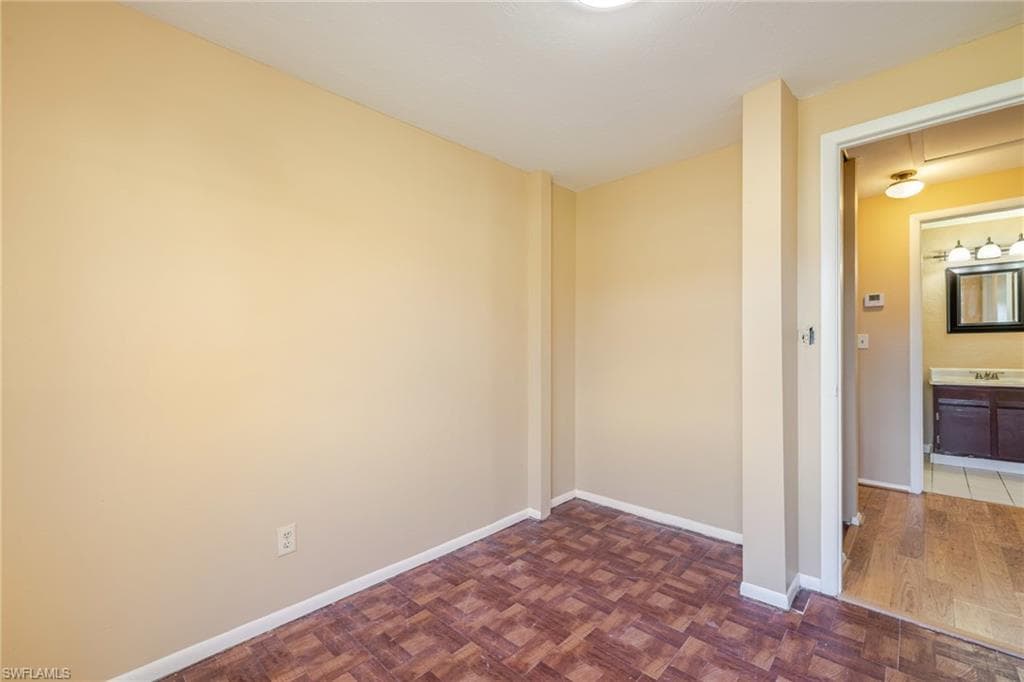 7241 Lobelia Rd, Fort Myers, FL 33967-14
