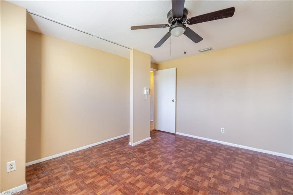 7241 Lobelia Rd, Fort Myers, FL 33967-18
