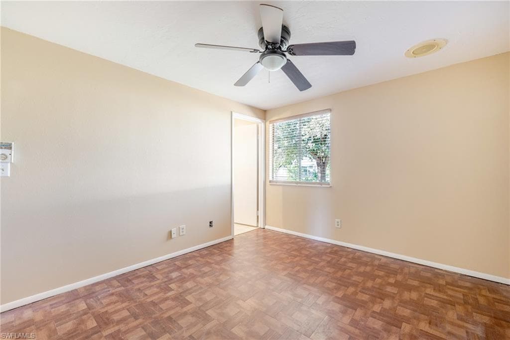 7241 Lobelia Rd, Fort Myers, FL 33967-21