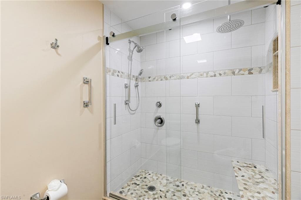 961 Collier Ct 107, Marco Island, FL 34145-19