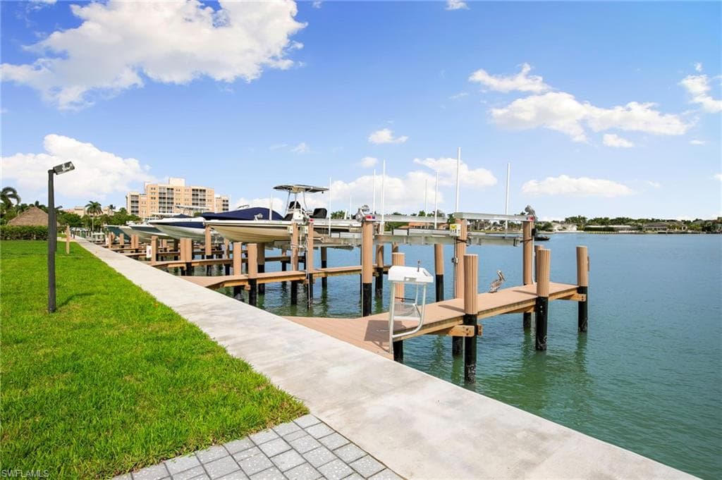 961 Collier Ct 107, Marco Island, FL 34145-38